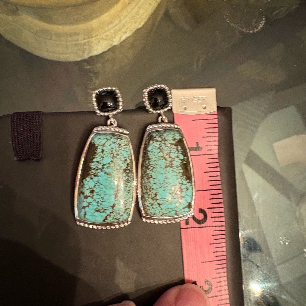 Turquoise and black onyx earrings - Picture 4 of 5